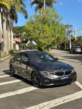 BMW 330i 2.0 16V TURBO GASOLINA M SPORT AUTOMÁTICO BMW 330i 2.0 16V TURBO GASOLINA M SPORT AUTOMÁTICO